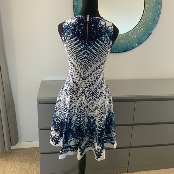 Karen Millen multicoloured flare dress size S - Picture 2 of 5